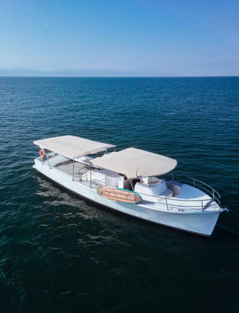 UNIFLITE CUSTOM 50 FT, 35 PASAJEROS